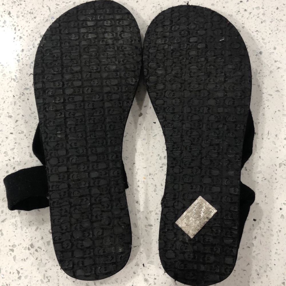 Sanuk yoga triangle thong flip flops “7” - Picture 3 of 7